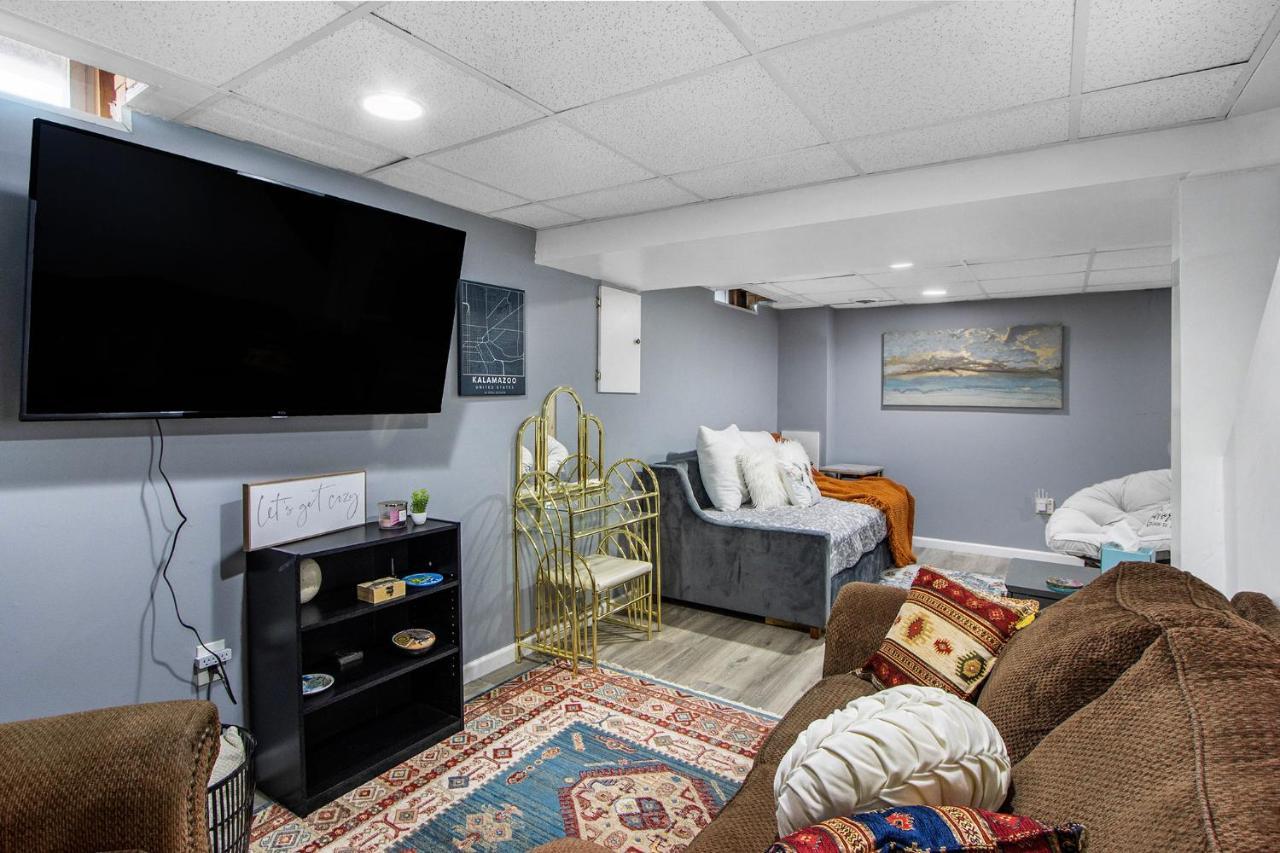 Boho Cozy Home, Quiet, Free Parking Kalamazoo Exterior foto